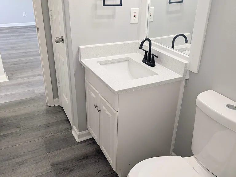 920 Spruce Point — Photo 12