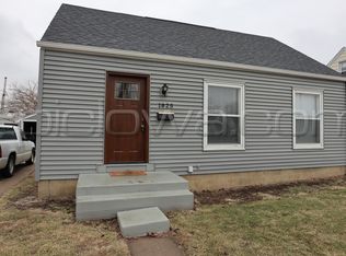 1825 Williams Blvd SW, Cedar Rapids, IA 52404