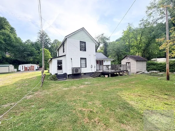 62 Cornsilk Rd, Switchback, WV 24887