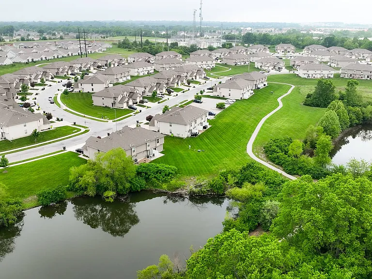 Traditions Townhomes — Photo 22