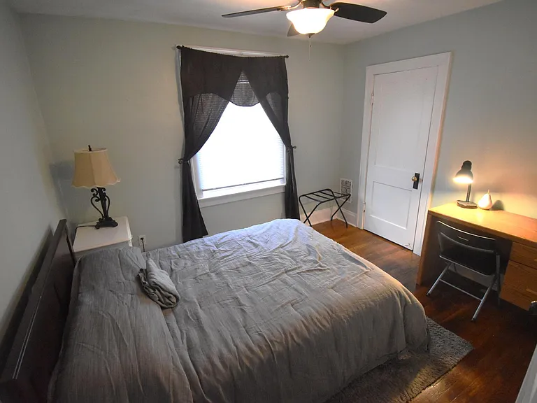 2475 Indianola Ave #2475 — Photo 12