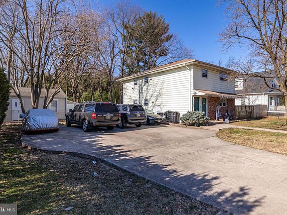 3rd image of 20 Camp Ave #22