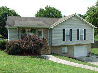 1767 Vittetoe Rd, Chickamauga, GA 30707