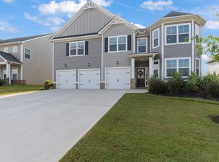 1151 Hawthorne Cir, Madison, GA 30650