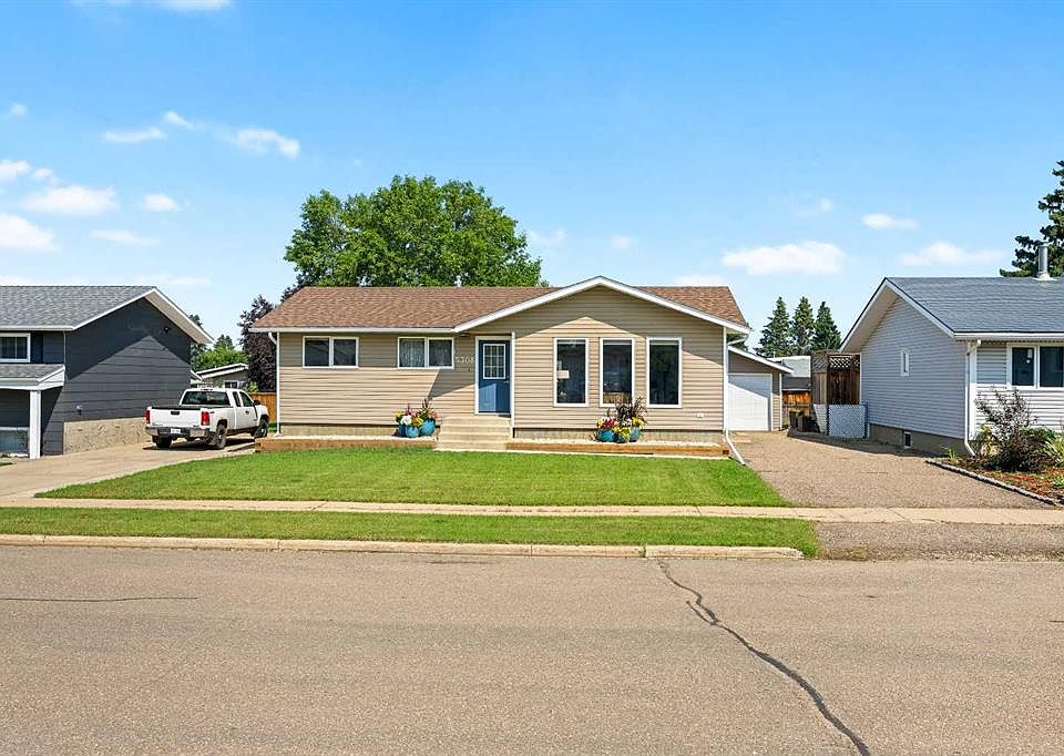 1st image of 5308 S 34th St