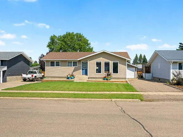 5308 S 34th St, Lloydminster, AB T9V 1G7
