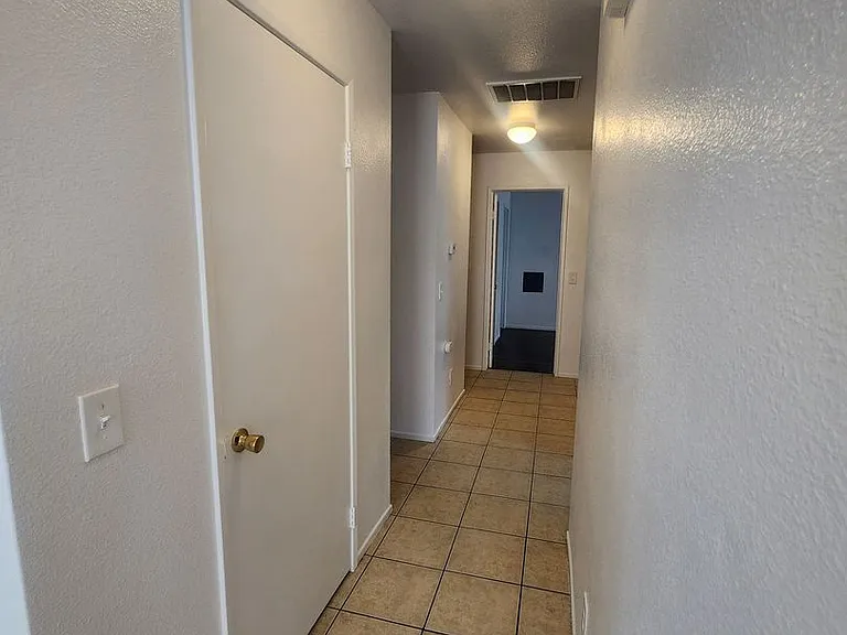5930 Regino Ave — Photo 4