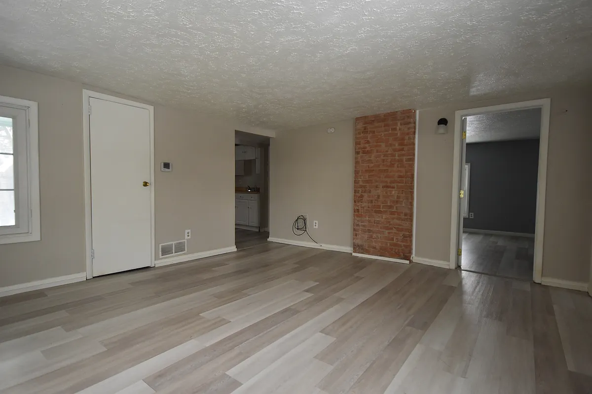 Building Photo - 179 Latta Rd #UP