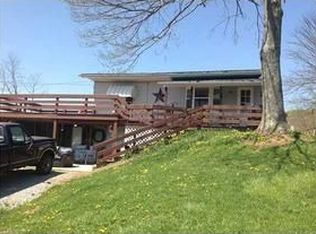 2934 Greenhills Rd, Ravenswood, WV 26164