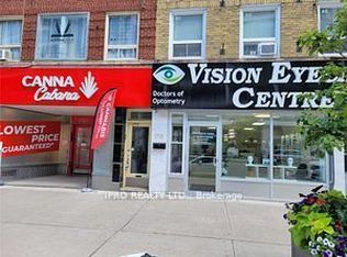1723 Bayview Ave #2, Toronto, ON M4G 3C1
