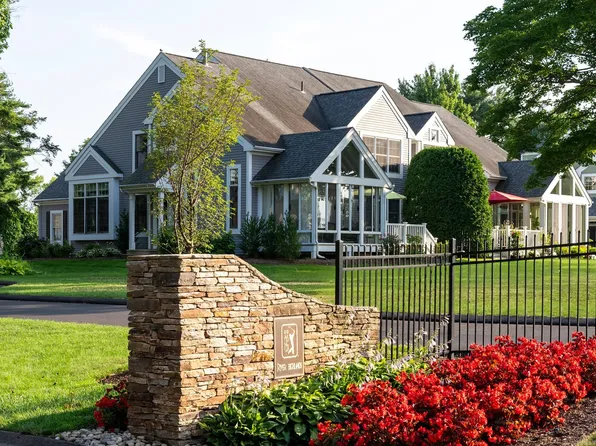 14 Priorwood Gardens #14, Cromwell, CT 06416