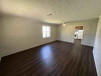 2 bed, 1.0 bath, 1135 sqft, $975 — Photo 4