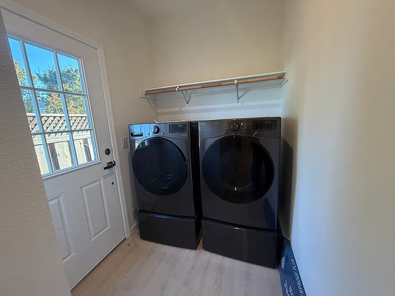 32092 Almaden Blvd — Photo 19