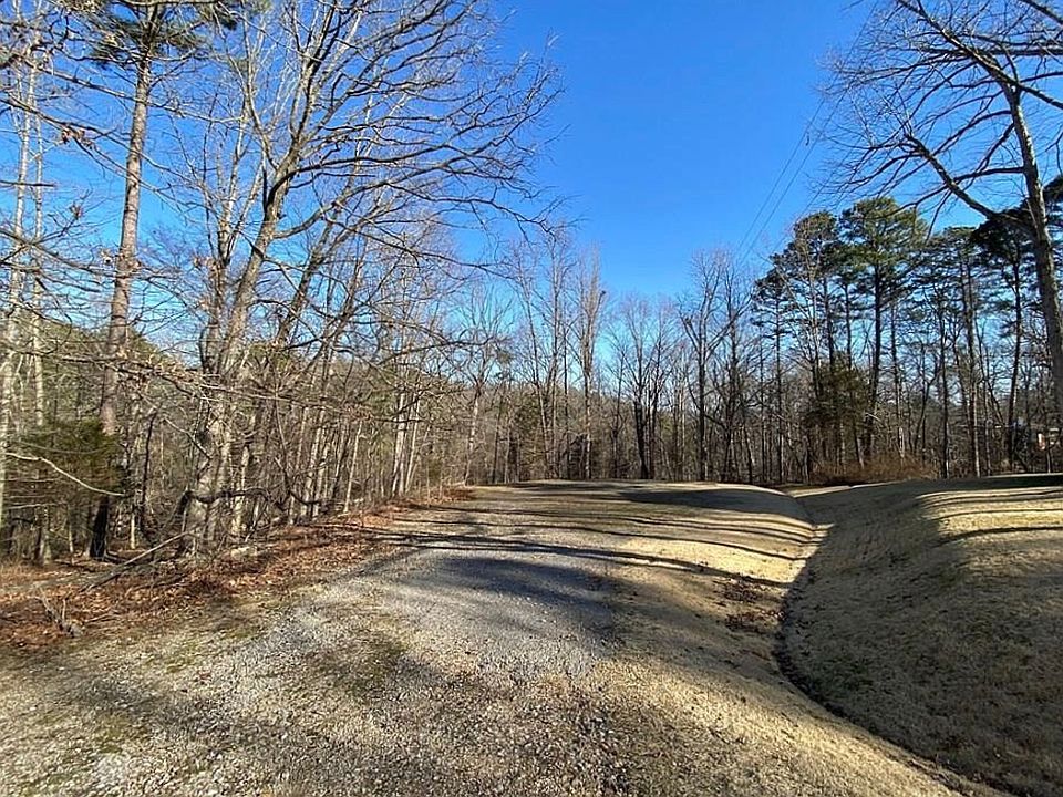 1st image of 9 Carlton Cir
