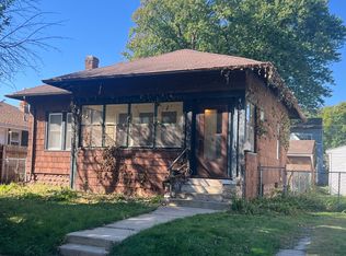 409 Cretin Ave S, Saint Paul, MN 55105