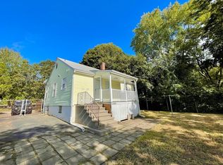 6 Booth St, Quincy, MA 02169