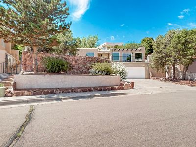 1709 Bluffside Dr NW, Albuquerque, NM, 87105