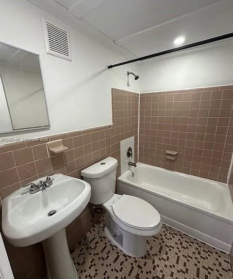 1400 S Douglas Rd #11 — Photo 17