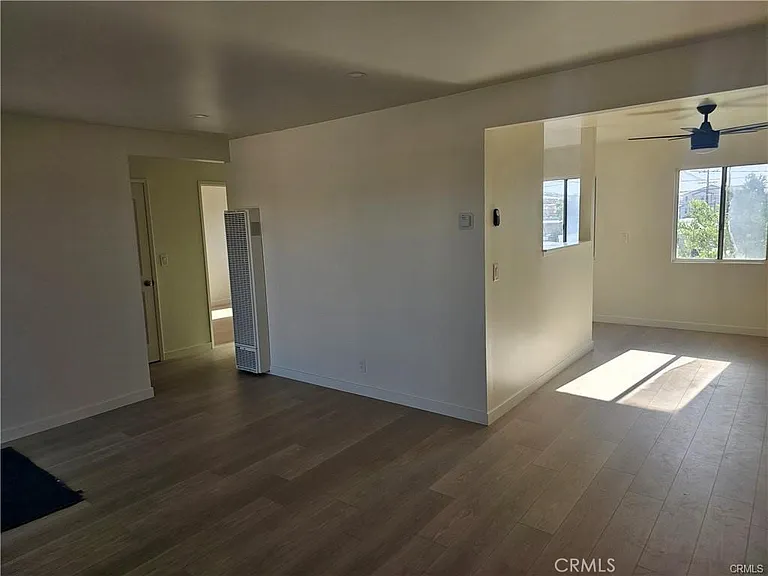 554 E Hurst St #4 — Photo 5