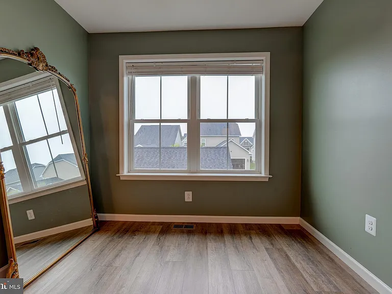 1309 Pedigree St — Photo 26