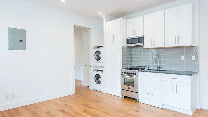 Rented by Nooklyn NYC LLC | media 56