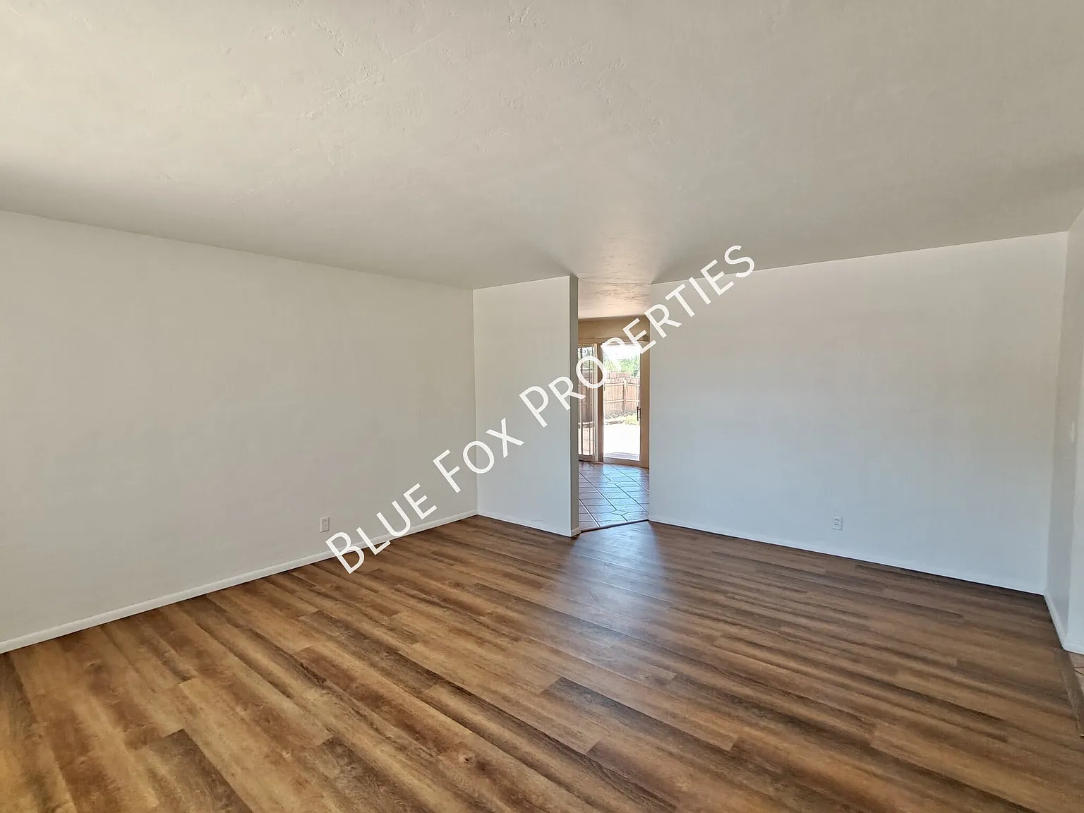 3857 East Edison Place — Photo 3