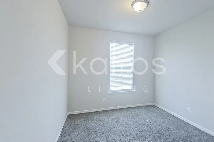6655 Tiger Pointe Dr — Photo 12
