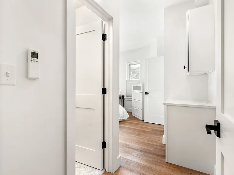 141 Hillside St #1 — Photo 4