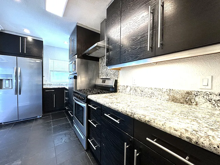 3524 Wilshire Ter #3524 — Photo 4