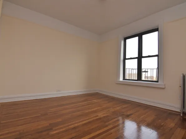 20 Laurel Hill Terrace image 6 of 10