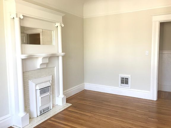 2nd image of 123 Carl St APT 203