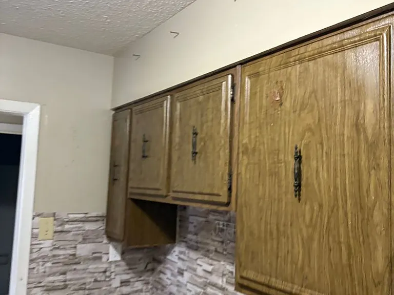 3385 Barbwood Dr — Photo 48