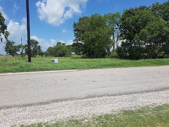 2nd image of County Road 476