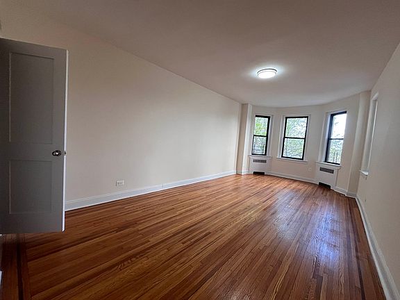 5th image of 83-83 118th St APT 2I