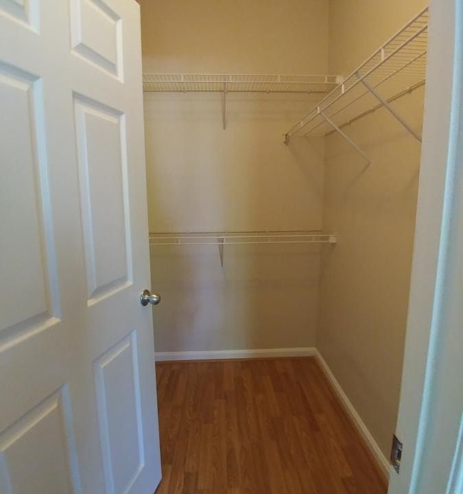 Walk-in closet