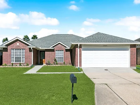 2007 S Village Green St, Harvey, LA 70058