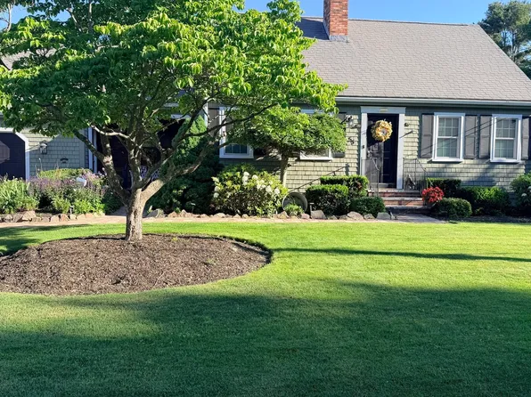 55 Mellen St, Brockton, MA 02301