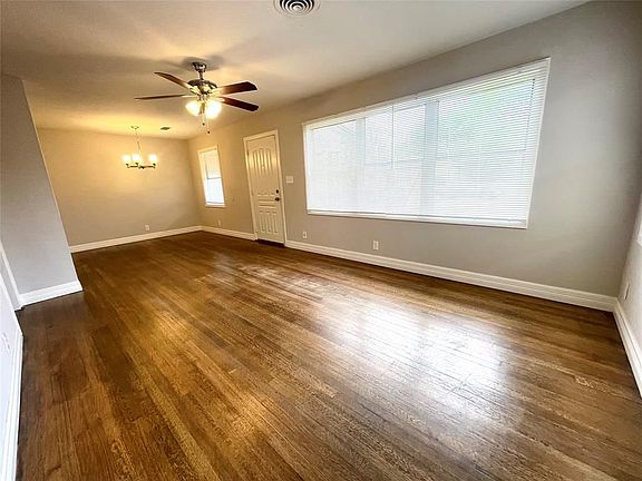 3rd image of 610 Alta Vista Dr