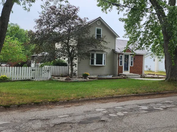 813 Bjornson St, Big Rapids, MI 49307