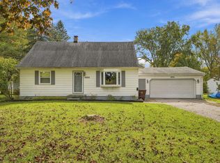 4890 E Saint Joe Hwy, Grand Ledge, MI 48837