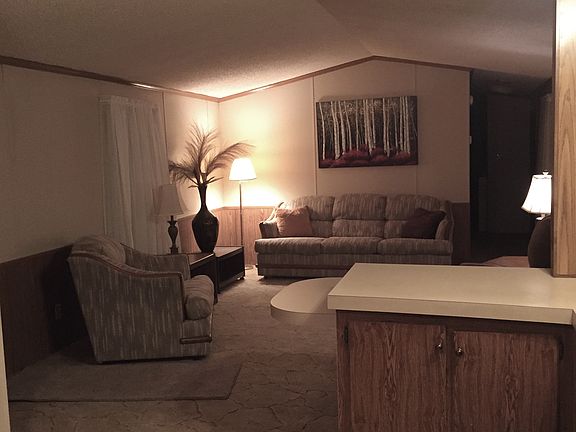 4th image of 1079 Brookwood Dr