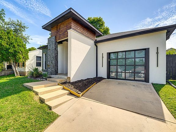 3rd image of 414 Avenue E