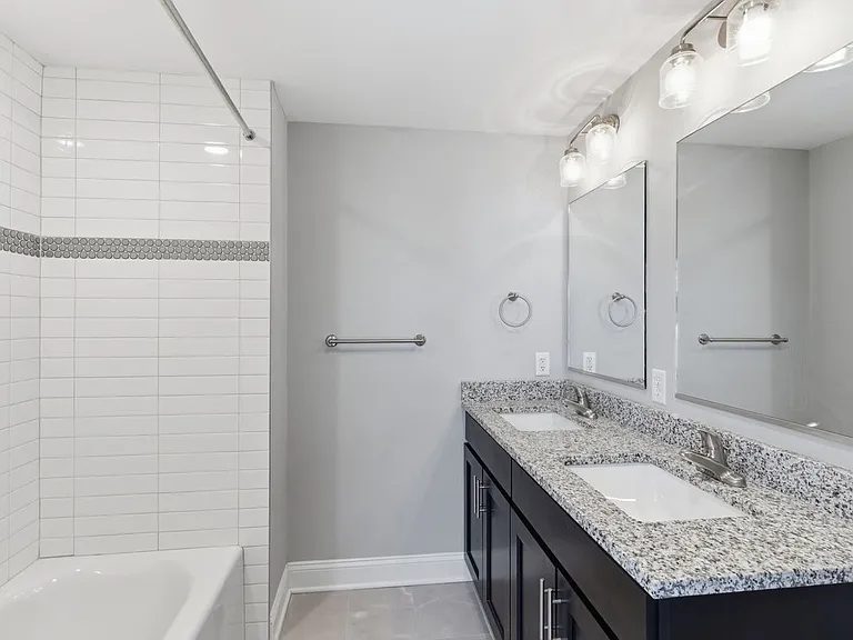 18 N Union Ave #5 — Photo 25