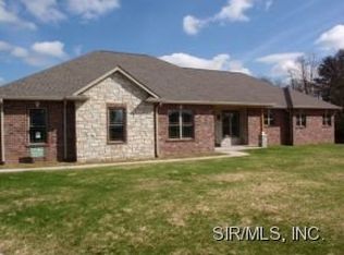 224 Tyler Dr, Troy, IL 62294