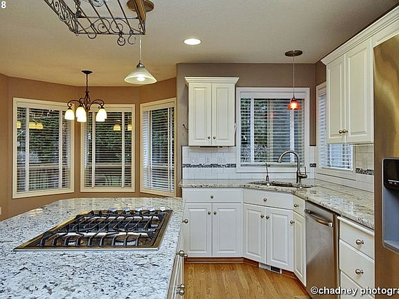 4th image of 1919 SE 125th Ct