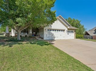 709 Winning Colors Dr, Edmond, OK 73025