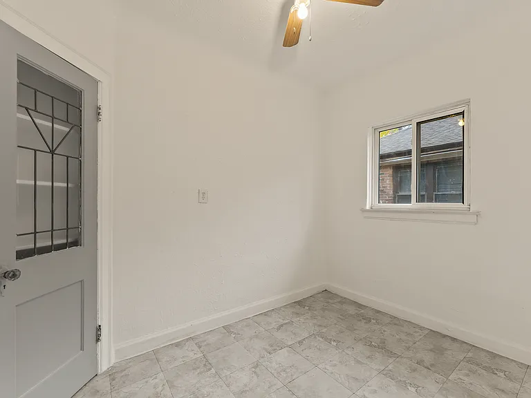 17614 Roselawn St #A & B — Photo 18