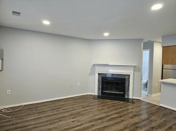 12167 Old Salem Ct, Woodbridge, VA 22192