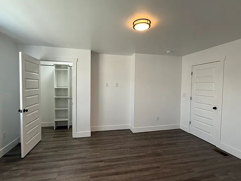 1117 Crossland Ave — Photo 17