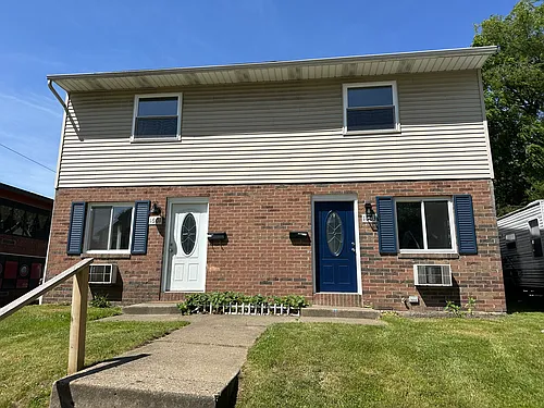 1603 Woodland Ave NW Photo 1